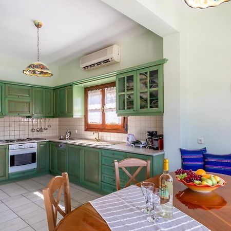 סטפילוס Villa Peparethos מראה חיצוני תמונה