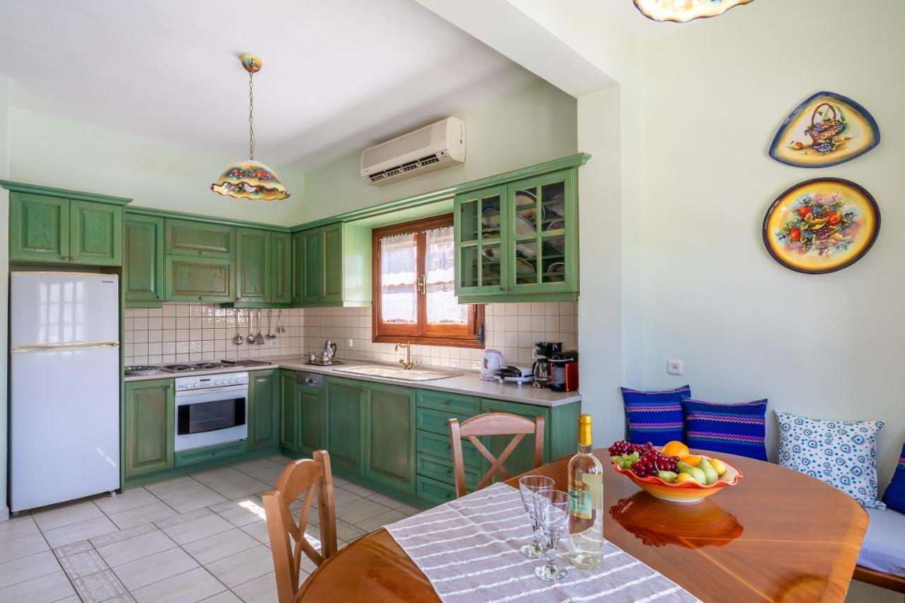 סטפילוס Villa Peparethos מראה חיצוני תמונה